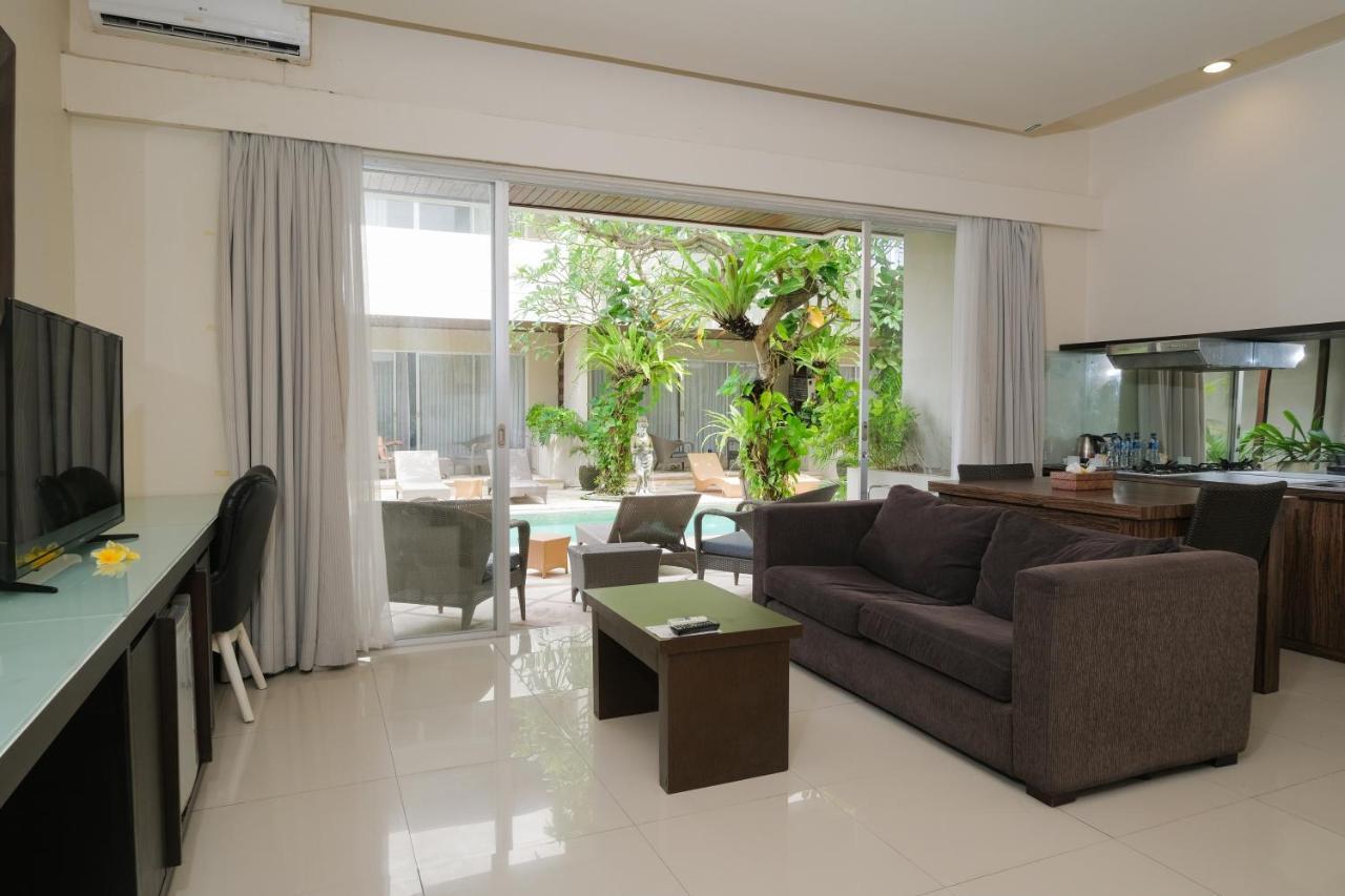 Sunset Mansion Seminyak Aparthotel Bagian luar foto