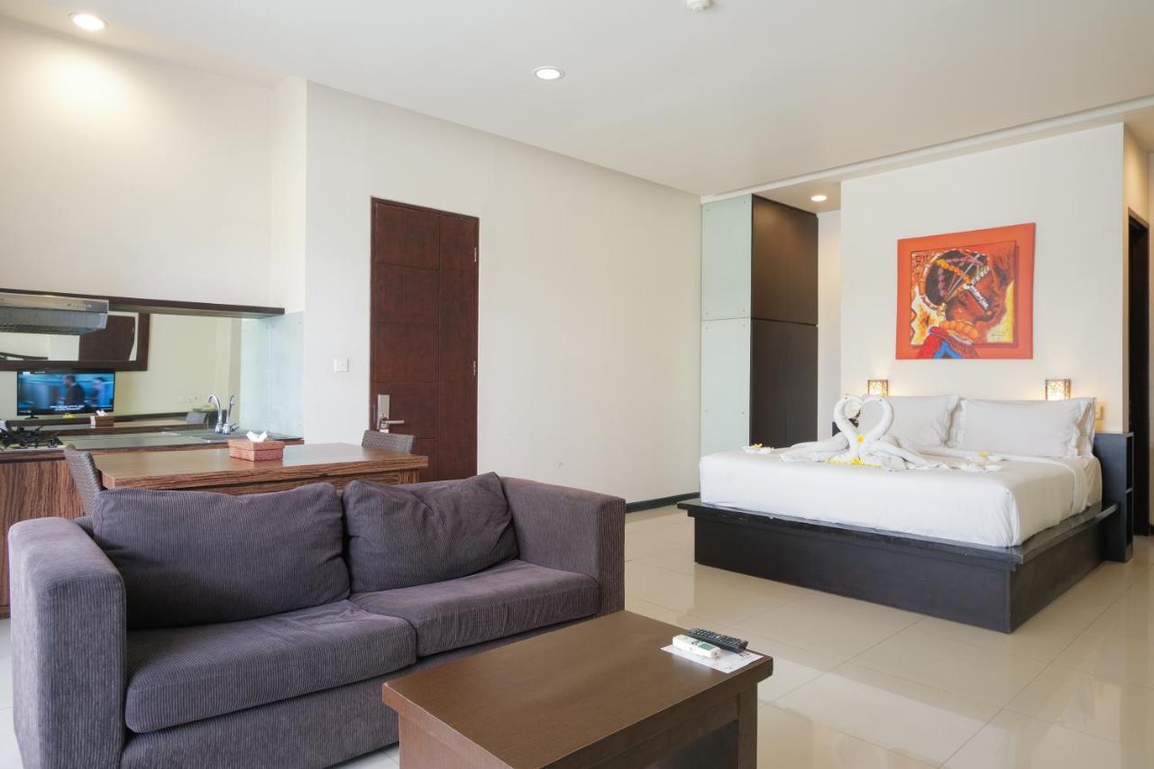 Sunset Mansion Seminyak Aparthotel Bagian luar foto