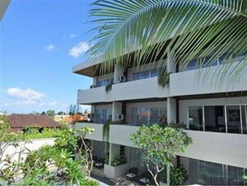 Sunset Mansion Seminyak Aparthotel Bagian luar foto